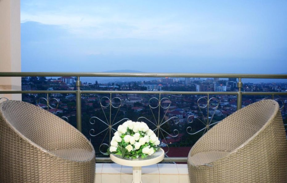 Five to Five Hotel