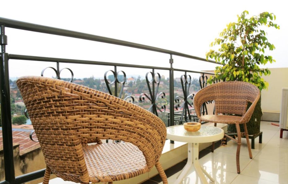 Five to Five Hotel